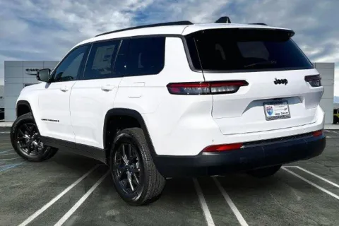 Photos of 2027 Jeep Grand Cherokee L aredo Altitude 4x2 for sale in Indio, CA at I-10 Chrysler Dodge Jeep Ram