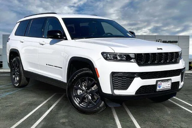 Jeep Grand Cherokee L photo 14