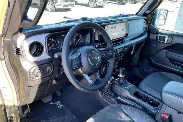 Jeep Wrangler photo 6