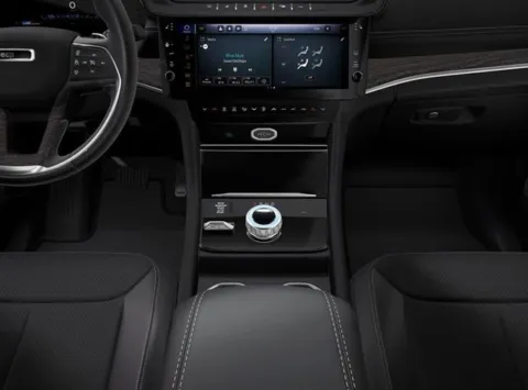 More photos of 2027 Jeep Grand Cherokee Laredo Altitude 4x4 at I-10 Chrysler Dodge Jeep Ram, CA