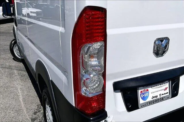 Ram Cargo Van photo 12