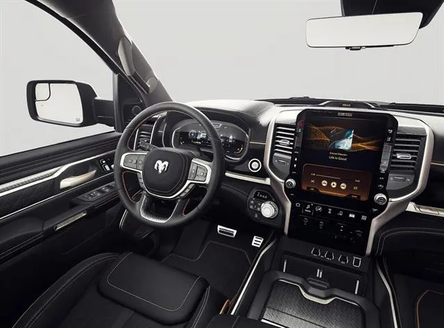 Ram 1500 photo 8