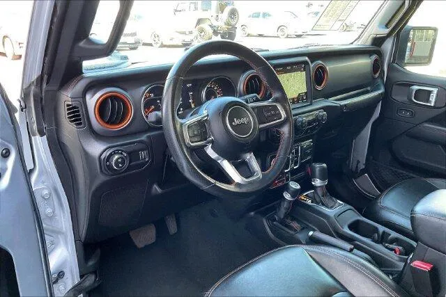 2023 Jeep Gladiator Mojave - Photo 13