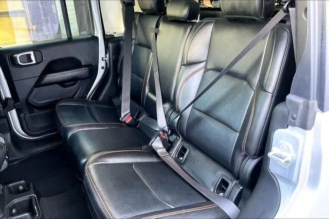 2023 Jeep Gladiator Mojave - Photo 24