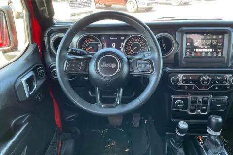 More photos of 2023 Jeep Gladiator Willys at I-10 Chrysler Dodge Jeep Ram, CA
