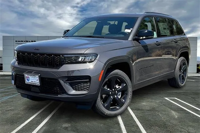 2025 Jeep Grand Cherokee Altitude X for sale in Indio, CA