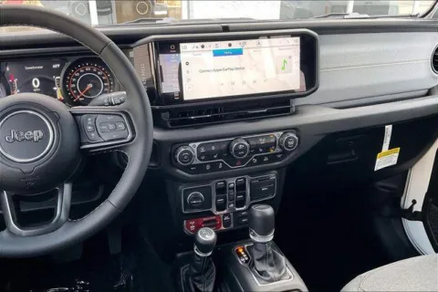 More photos of 2025 Jeep Gladiator Willys 4x4 at I-10 Chrysler Dodge Jeep Ram, CA