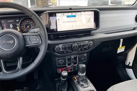 More photos of 2025 Jeep Gladiator Willys 4x4 at I-10 Chrysler Dodge Jeep Ram, CA