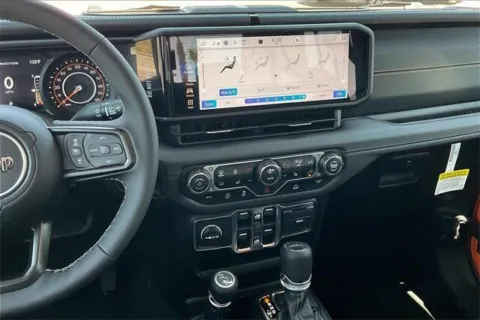 More photos of 2025 Jeep Gladiator High Tide at I-10 Chrysler Dodge Jeep Ram, CA