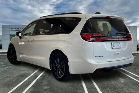Photos of 2025 Chrysler Pacifica Select for sale in Indio, CA at I-10 Chrysler Dodge Jeep Ram