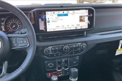 More photos of 2025 Jeep Wrangler 4-door Rubicon at I-10 Chrysler Dodge Jeep Ram, CA