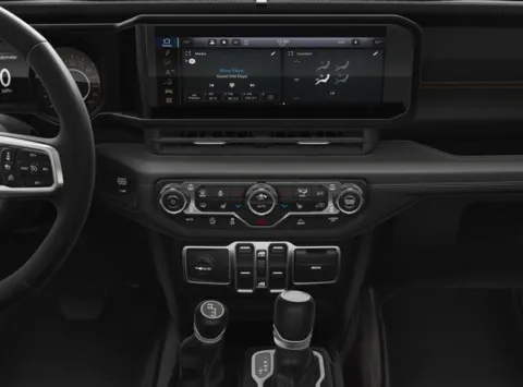 More photos of 2025 Jeep Gladiator High Tide at I-10 Chrysler Dodge Jeep Ram, CA
