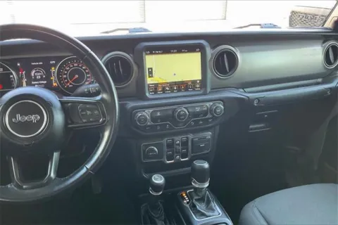 More photos of 2021 Jeep Gladiator Willys at I-10 Chrysler Dodge Jeep Ram, CA