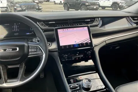 More photos of 2022 Jeep Grand Cherokee 4xe at I-10 Chrysler Dodge Jeep Ram, CA