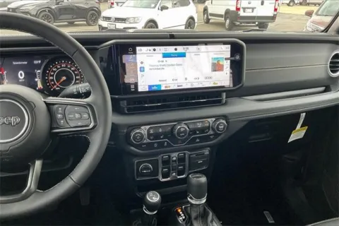 More photos of 2025 Jeep Gladiator High Tide at I-10 Chrysler Dodge Jeep Ram, CA