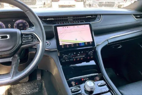More photos of 2024 Jeep Grand Cherokee Overland at I-10 Chrysler Dodge Jeep Ram, CA