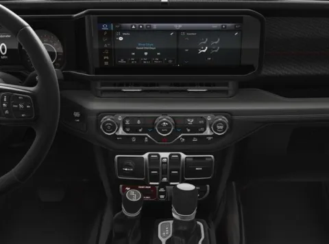More photos of 2025 Jeep Gladiator Rubicon 4x4 at I-10 Chrysler Dodge Jeep Ram, CA