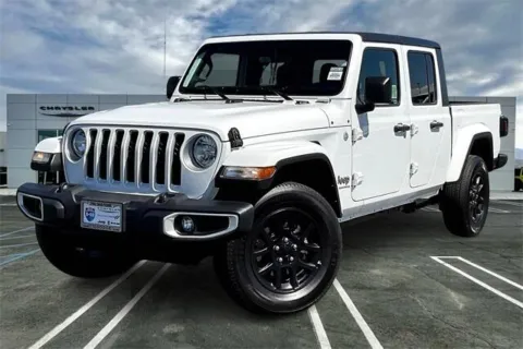 White 2023 Jeep Gladiator Overland for sale in Indio, CA