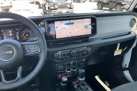 More photos of 2025 Jeep Gladiator Willys 4x4 at I-10 Chrysler Dodge Jeep Ram, CA