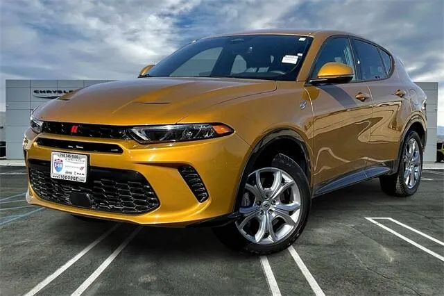 Gold 2024 Dodge Hornet R/T for sale in Indio, CA