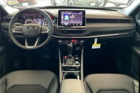 More photos of 2026 Jeep Compass Latitude Altitude 4x4 at I-10 Chrysler Dodge Jeep Ram, CA