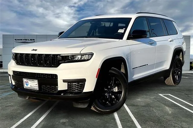 White 2024 Jeep Grand Cherokee L Altitude for sale in Indio, CA