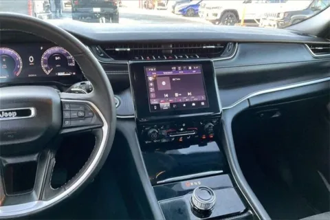 More photos of 2024 Jeep Grand Cherokee L Altitude at I-10 Chrysler Dodge Jeep Ram, CA