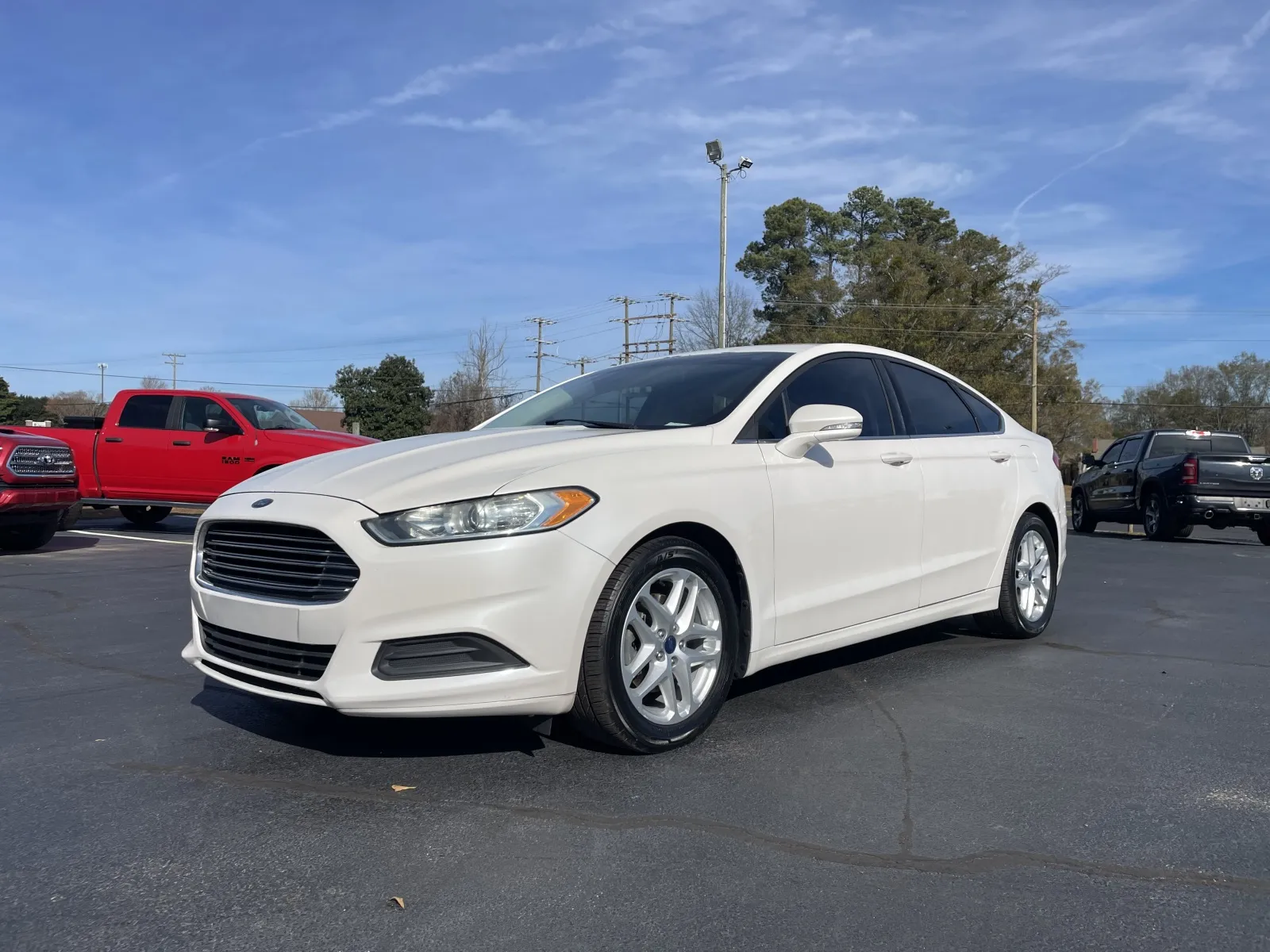 2015 Ford Fusion SE's photo