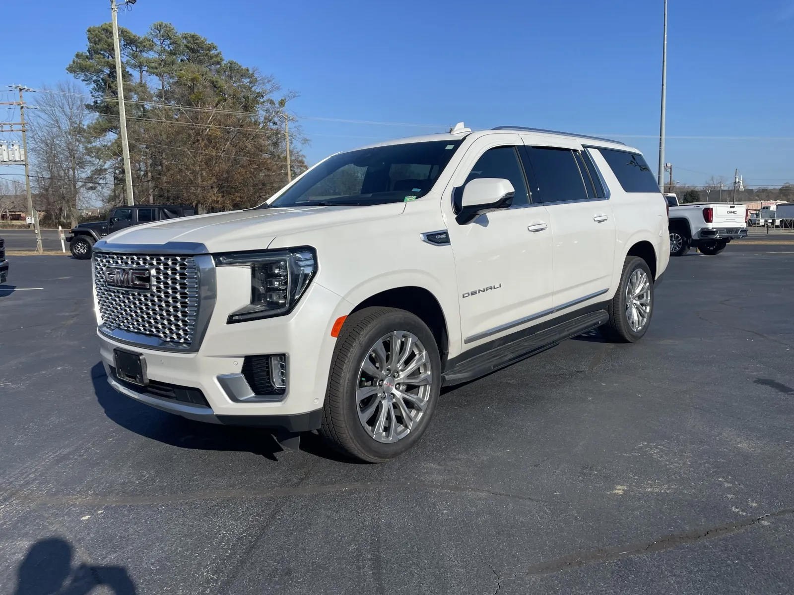White 2024 GMC Yukon XL Denali for sale in Boiling Springs, SC
