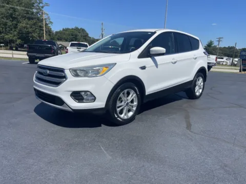 White 2017 Ford Escape SE for sale in Boiling Springs, SC
