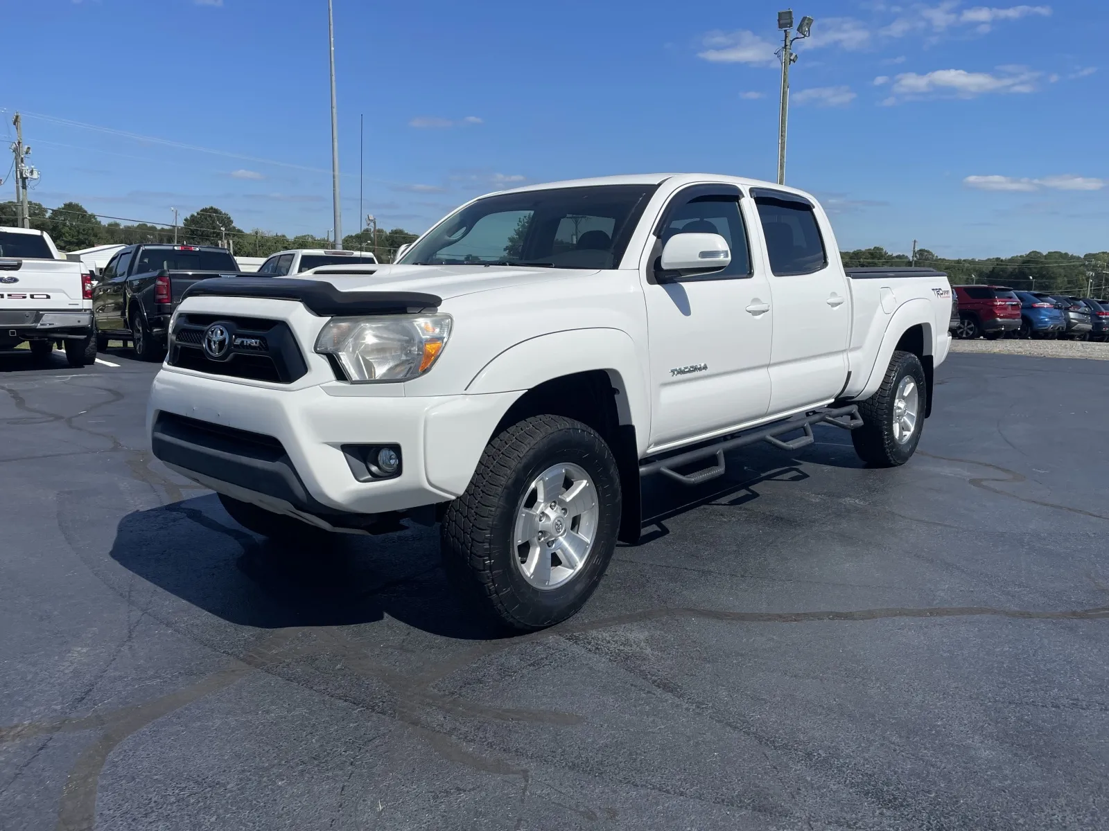 White 2015 Toyota Tacoma V6 for sale in Boiling Springs, SC