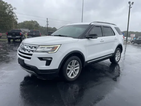 White 2018 Ford Explorer XLT for sale in Boiling Springs, SC