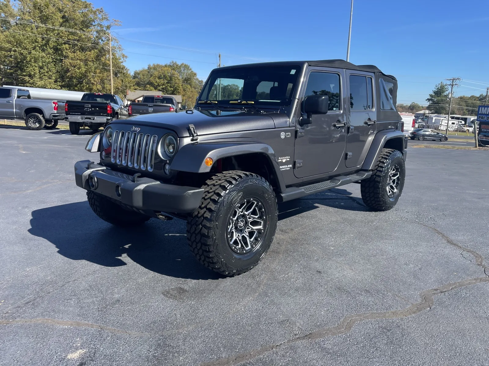 Gray 2016 Jeep Wrangler Unlimited Sahara for sale in Boiling Springs, SC