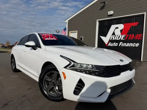 White 2021 KIA K5 LXS for sale in Crown Point, IN