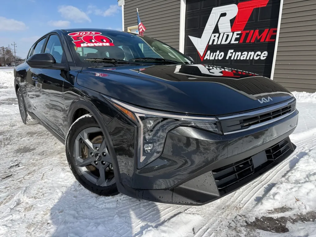 2025 KIA K4 LXS for sale in Crown Point, IN