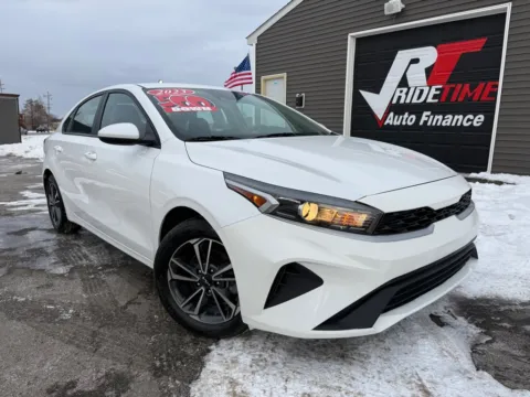 White 2023 KIA FORTE LXS for sale in Crown Point, IN