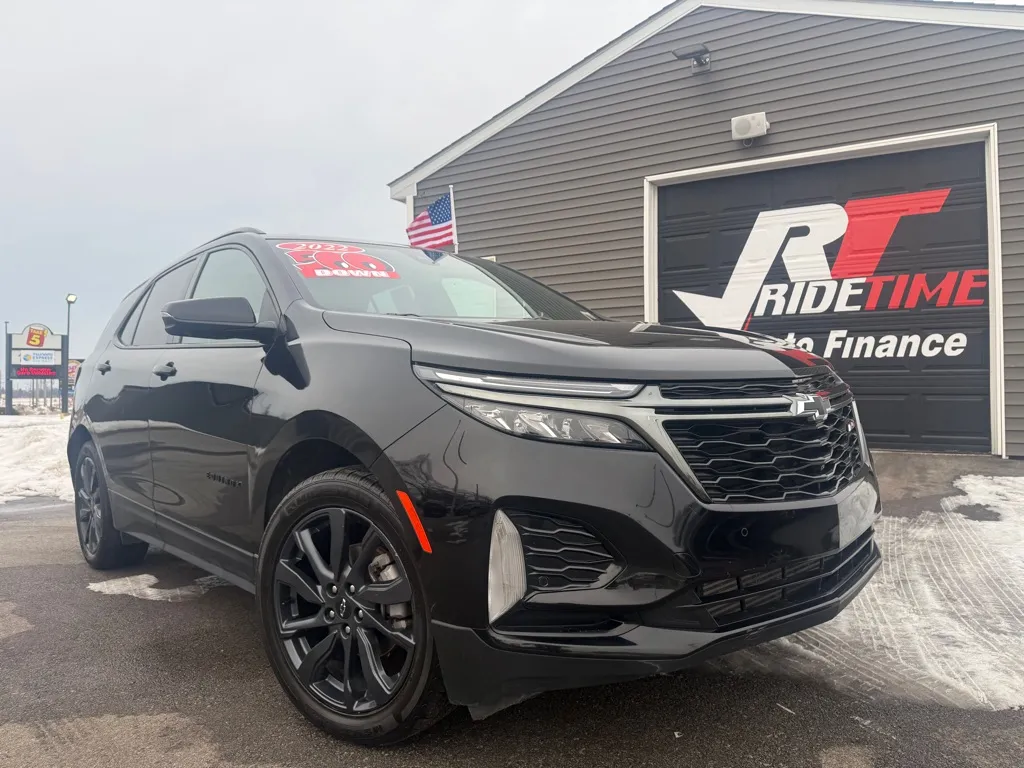 Black 2022 CHEVROLET EQUINOX RS for sale in Crown Point, IN