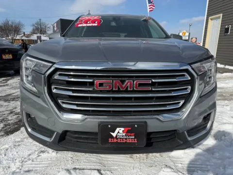 Another view of 2024 GMC TERRAIN SLT for sale in Crown Point, IN at Ride Time Auto Finance Crown Point