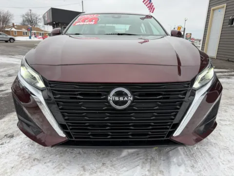 Another view of 2023 NISSAN ALTIMA 2.5 SV for sale in Crown Point, IN at Ride Time Auto Finance Crown Point
