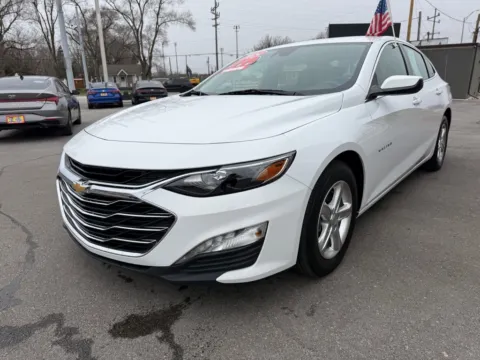 More photos of 2024 CHEVROLET MALIBU LT at Ride Time Auto Finance Crown Point, IN