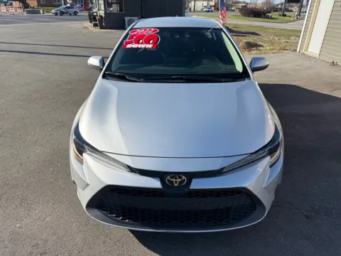 More photos of 2022 TOYOTA COROLLA LE at Ride Time Auto Finance Crown Point, IN