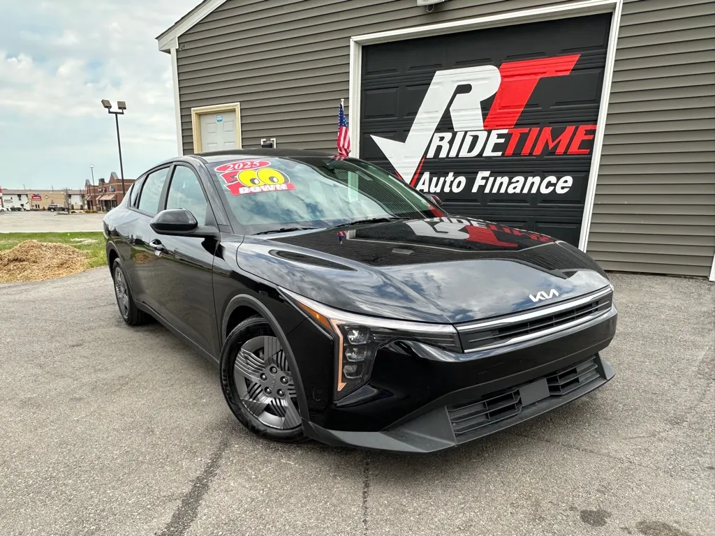 2025 KIA K4 LX for sale in Crown Point, IN