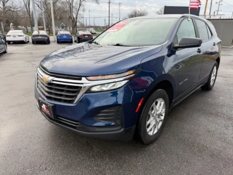 More photos of 2022 CHEVROLET EQUINOX LS at Ride Time Auto Finance Crown Point, IN
