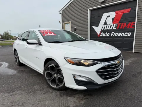 White 2023 CHEVROLET MALIBU LT for sale in Crown Point, IN