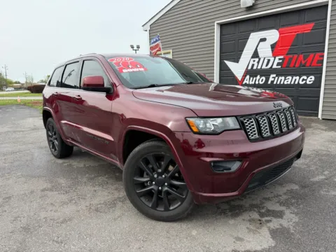 Red 2020 JEEP GRAND CHEROKEE LAREDO for sale in Crown Point, IN