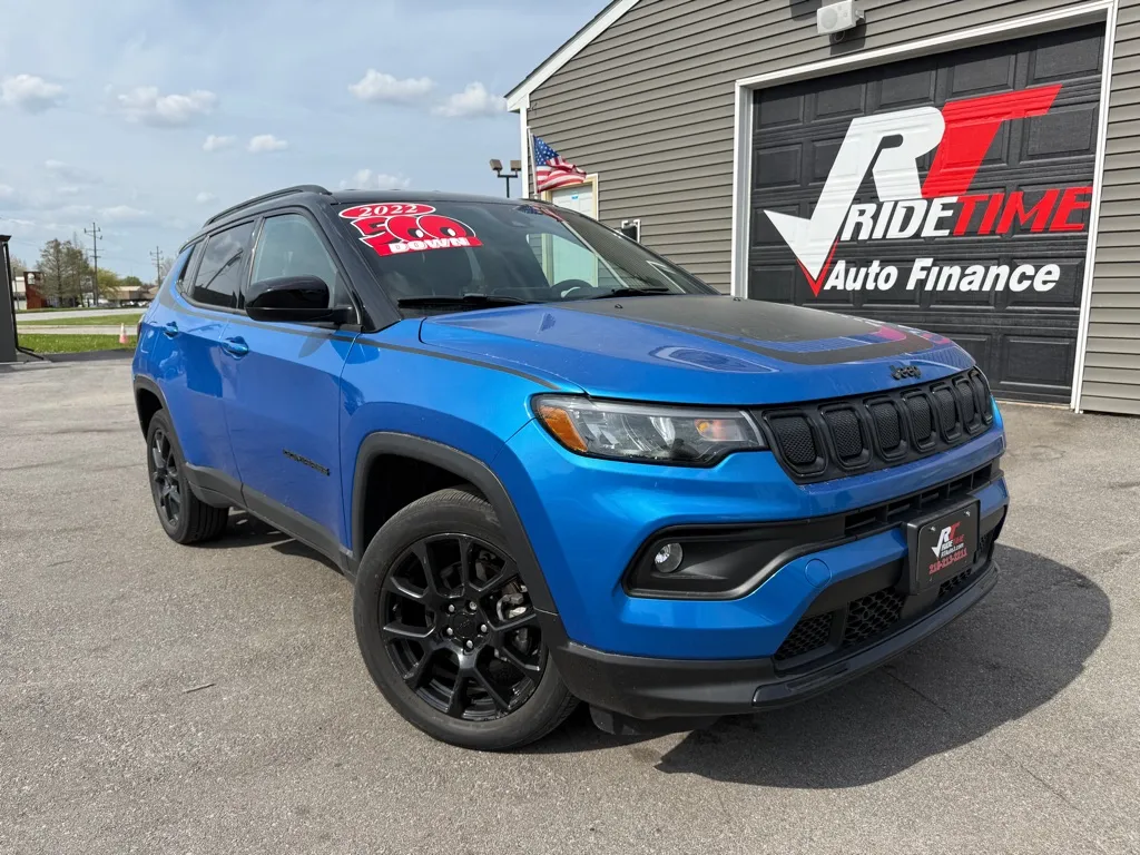 Blue 2022 JEEP COMPASS ALTITUDE for sale in Crown Point, IN