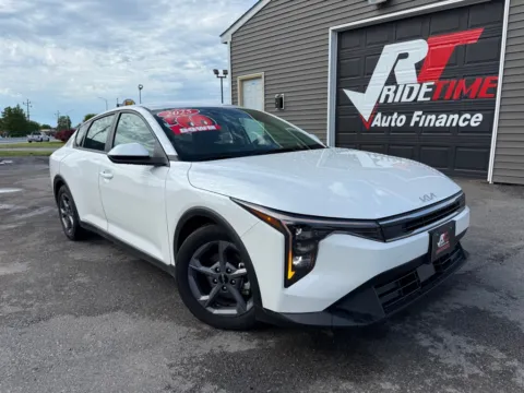 White 2025 KIA K4 LXS for sale in Crown Point, IN