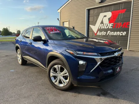 Blue 2024 CHEVROLET TRAX LS for sale in Crown Point, IN