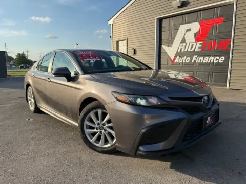 Gray 2024 TOYOTA CAMRY SE for sale in Crown Point, IN
