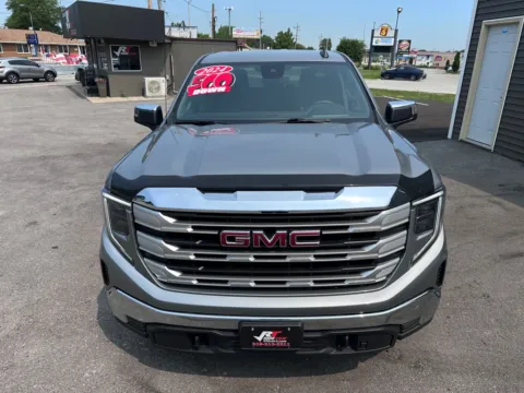 More photos of 2024 GMC SIERRA 1500 SLE at Ride Time Auto Finance Crown Point, IN